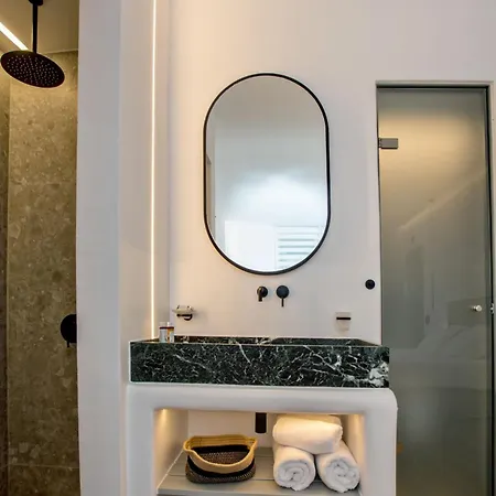 Levantes Luxury I Ii Apartment